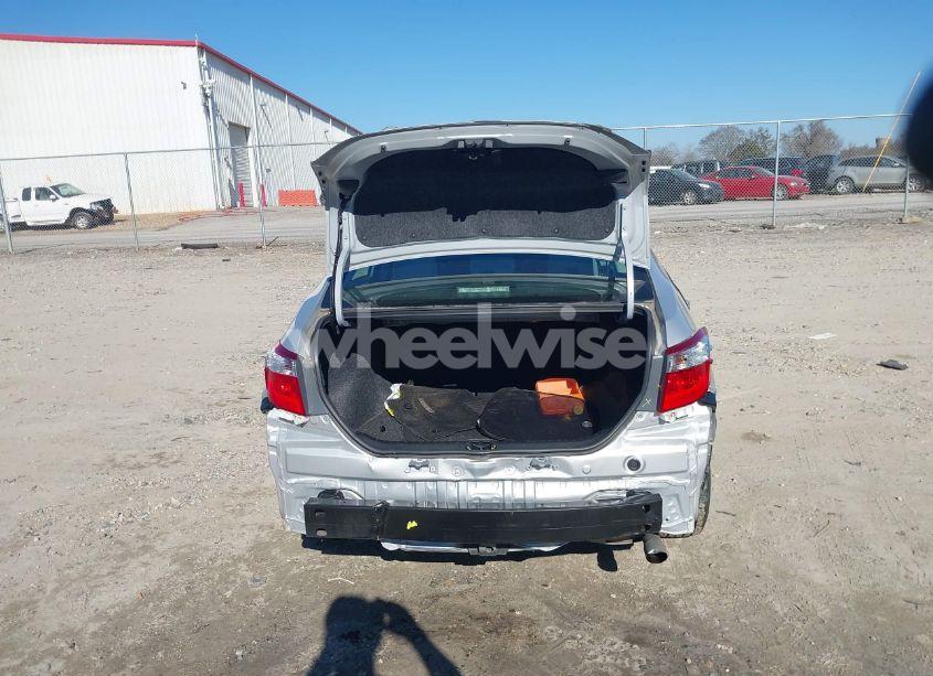 Photo 17 of 2014 Toyota Corolla LE (VIN 2T1BURHE0EC135722)