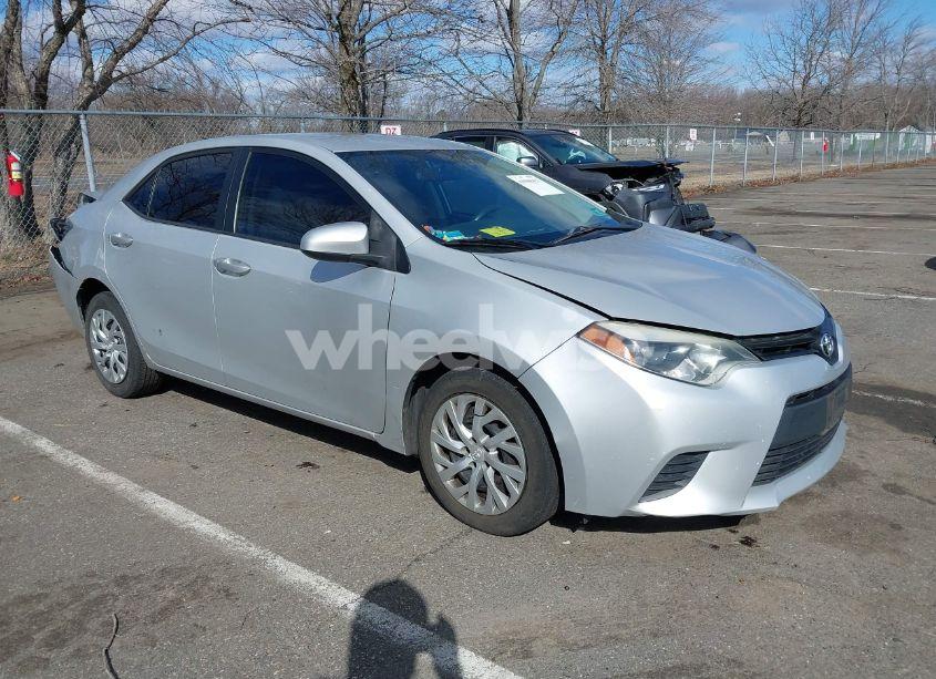 2014 Toyota Corolla LE (VIN 2T1BURHE0EC138538) main photo