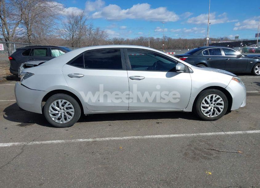 Photo 13 of 2014 Toyota Corolla LE (VIN 2T1BURHE0EC138538)