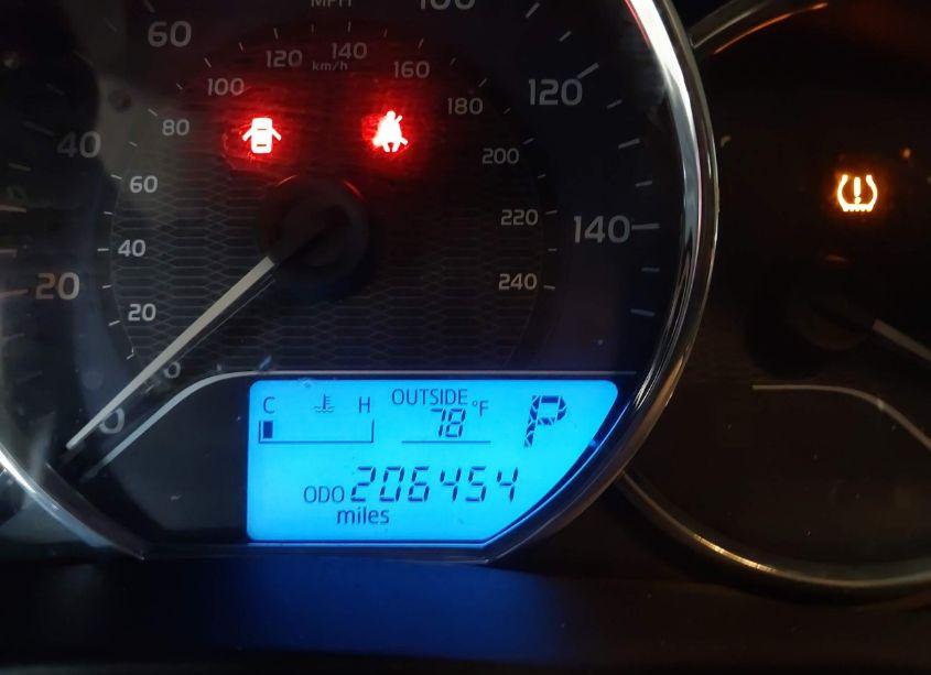 Photo 15 of 2014 Toyota Corolla LE (VIN 2T1BURHE0EC143948)