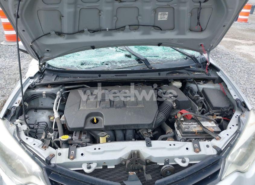 Photo 10 of 2014 Toyota Corolla LE (VIN 2T1BURHE0EC156697)