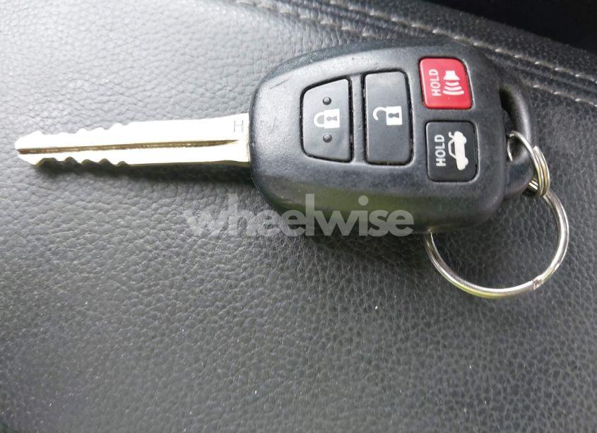 Photo 11 of 2014 Toyota Corolla S PLUS (VIN 2T1BURHE0EC187593)