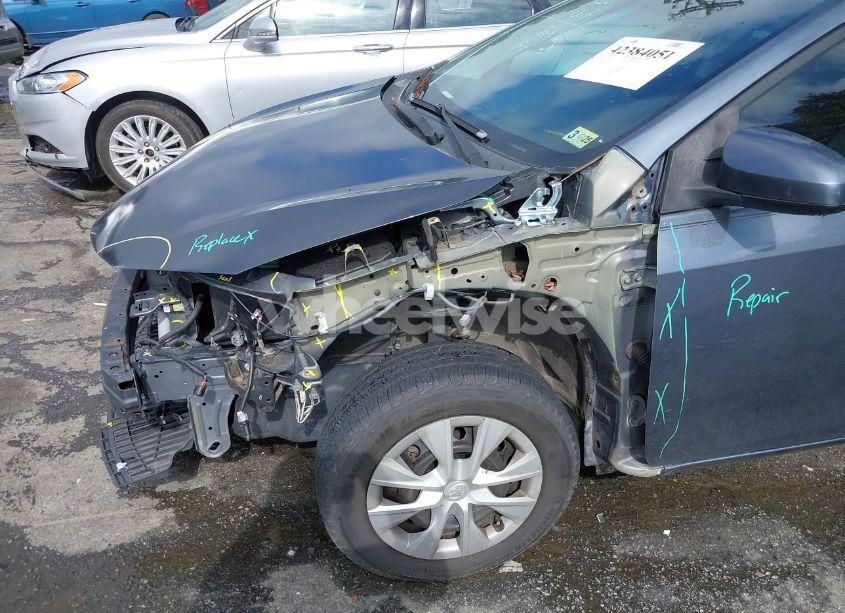 Photo 18 of 2014 Toyota Corolla L (VIN 2T1BURHE0EC208474)