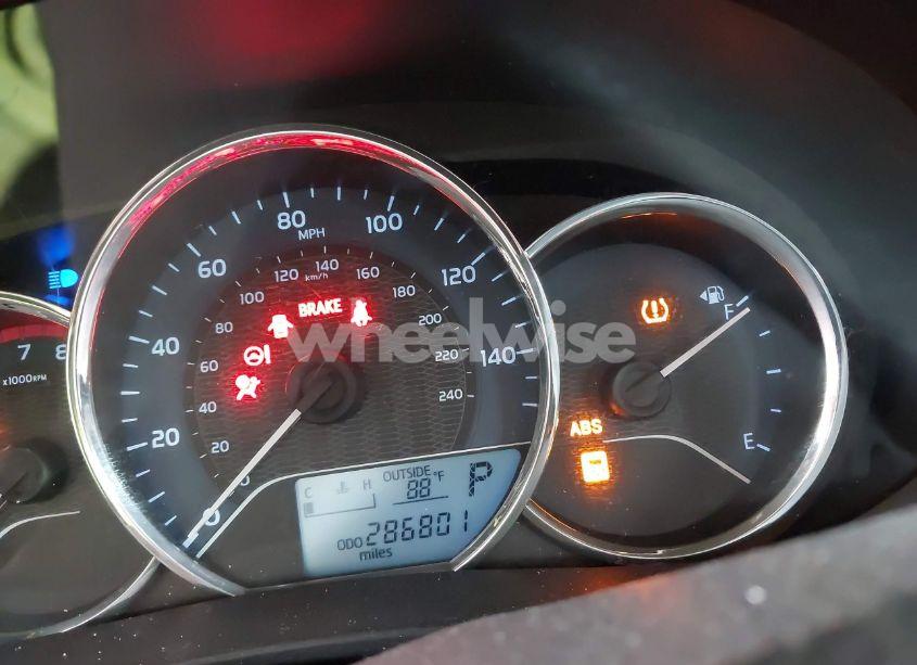 Photo 15 of 2014 Toyota Corolla LE (VIN 2T1BURHE0EC217501)