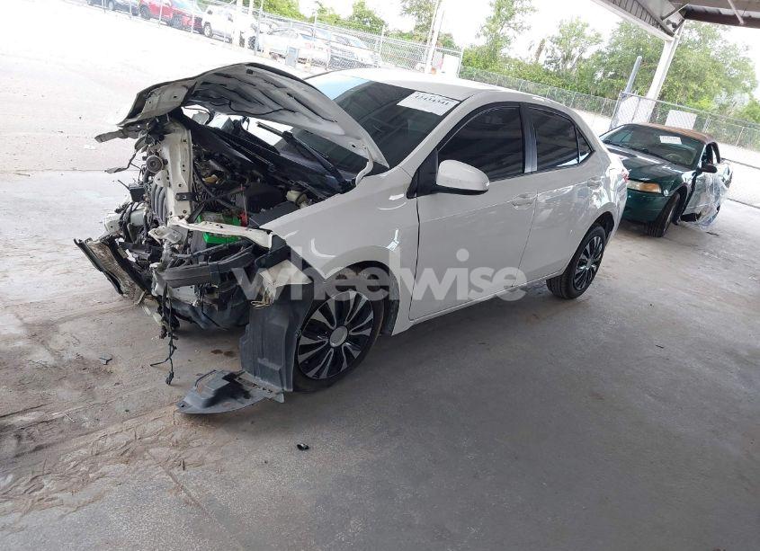 Photo 2 of 2014 Toyota Corolla LE (VIN 2T1BURHE0EC217501)