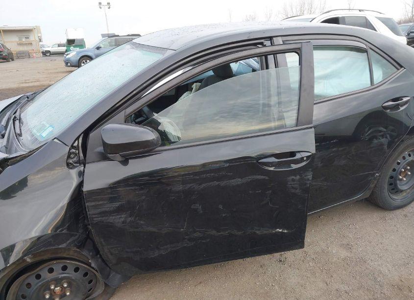 Photo 17 of 2015 Toyota Corolla LE (VIN 2T1BURHE0FC248393)