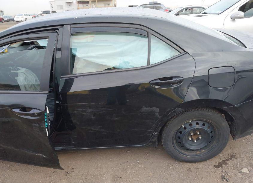 Photo 18 of 2015 Toyota Corolla LE (VIN 2T1BURHE0FC248393)