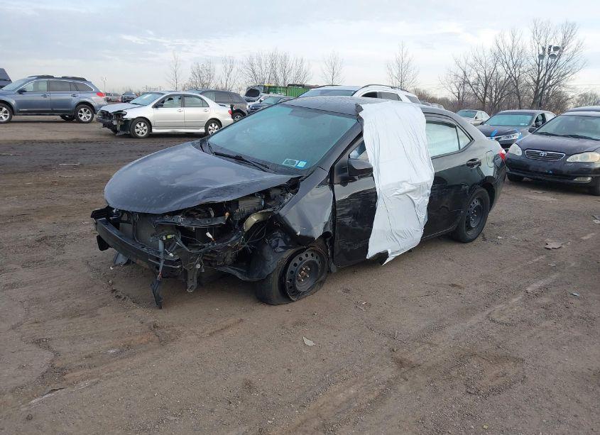 Photo 2 of 2015 Toyota Corolla LE (VIN 2T1BURHE0FC248393)