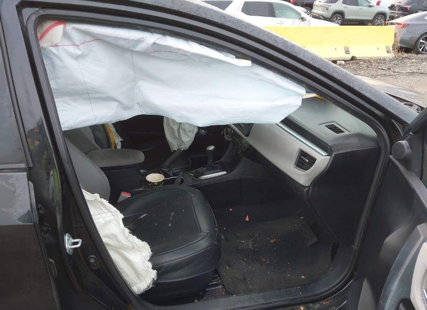 Photo 5 of 2015 Toyota Corolla LE (VIN 2T1BURHE0FC248393)