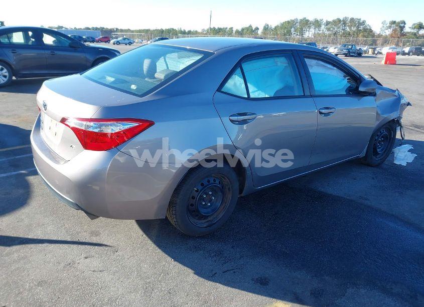 Photo 4 of 2015 Toyota Corolla LE (VIN 2T1BURHE0FC255120)