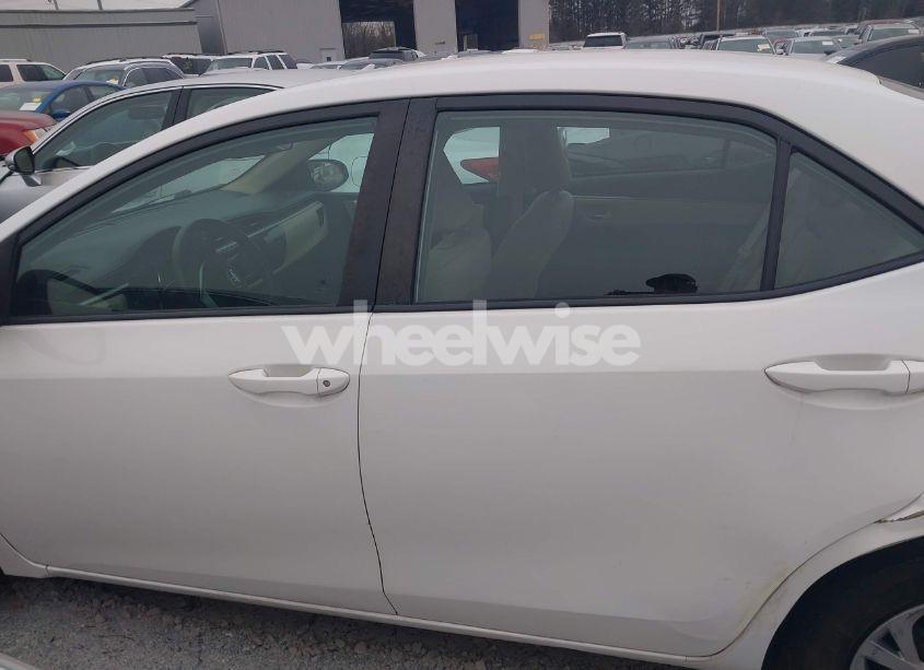 Photo 14 of 2015 Toyota Corolla LE (VIN 2T1BURHE0FC280020)