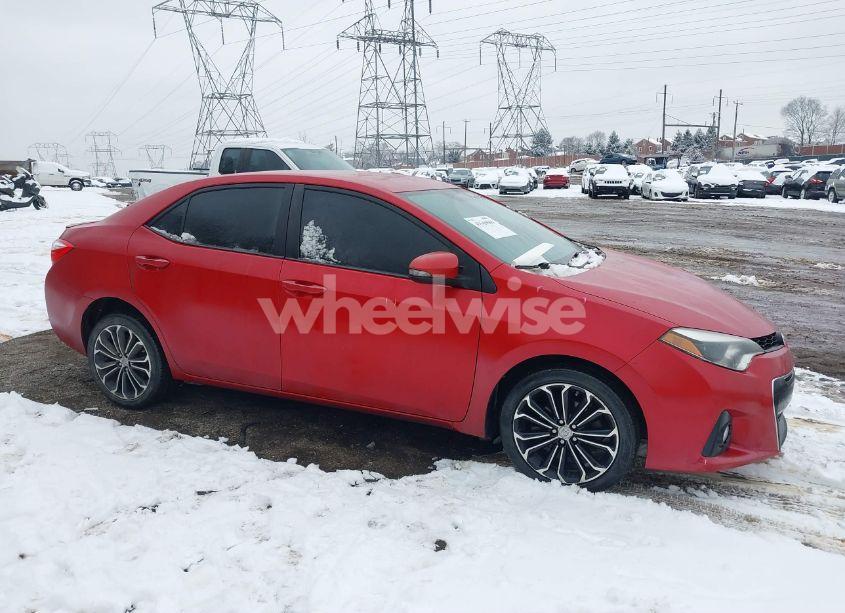 2015 Toyota Corolla S PLUS (VIN 2T1BURHE0FC299571) main photo