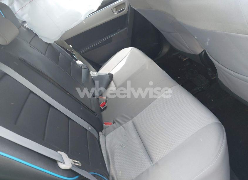 Photo 8 of 2015 Toyota Corolla LE (VIN 2T1BURHE0FC306499)