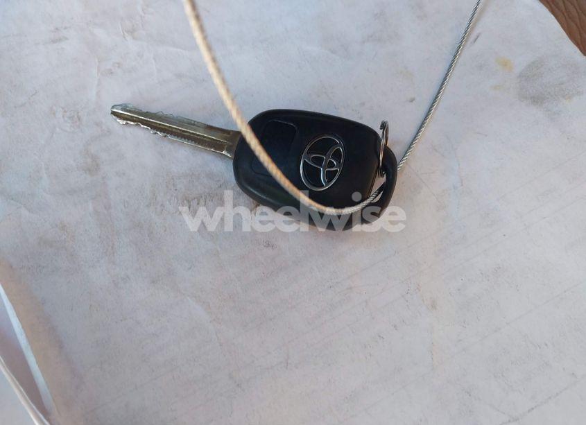 Photo 11 of 2015 Toyota Corolla LE (VIN 2T1BURHE0FC311525)