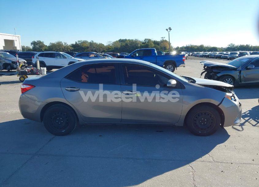 Photo 13 of 2015 Toyota Corolla LE (VIN 2T1BURHE0FC311525)