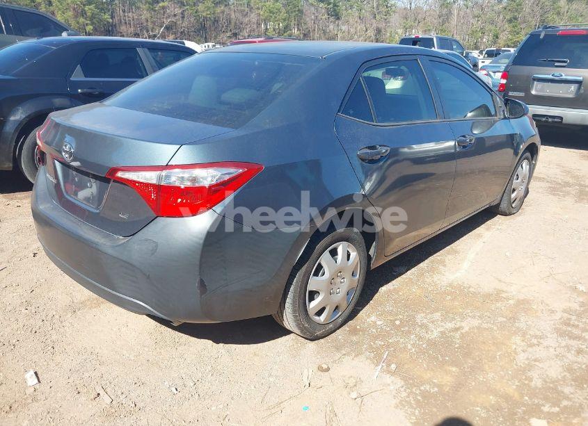 Photo 4 of 2015 Toyota Corolla LE (VIN 2T1BURHE0FC320435)