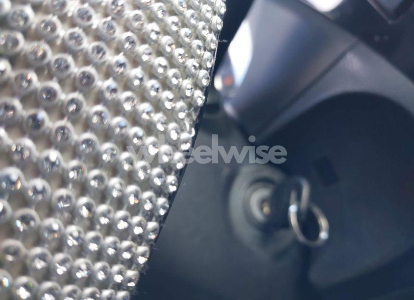 Photo 11 of 2015 Toyota Corolla L (VIN 2T1BURHE0FC323562)