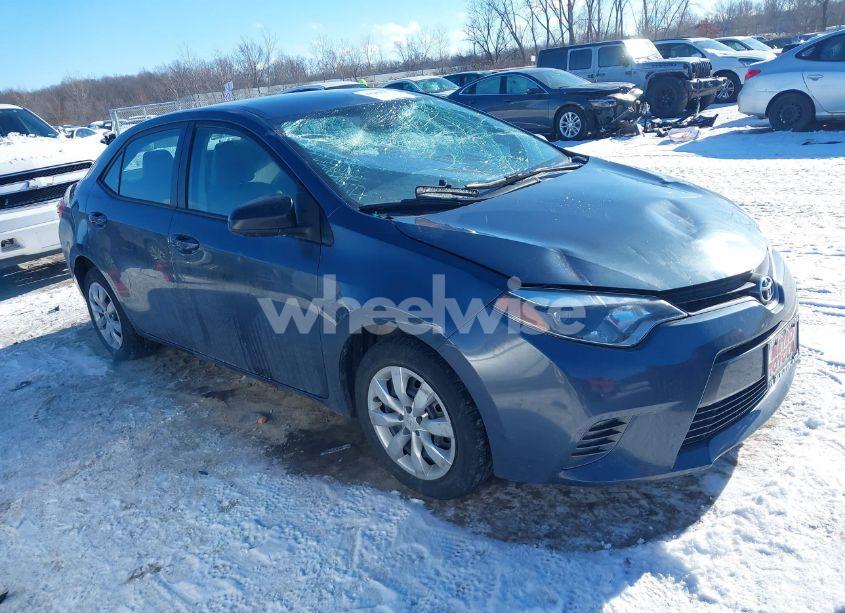 2015 Toyota Corolla LE (VIN 2T1BURHE0FC347733) main photo