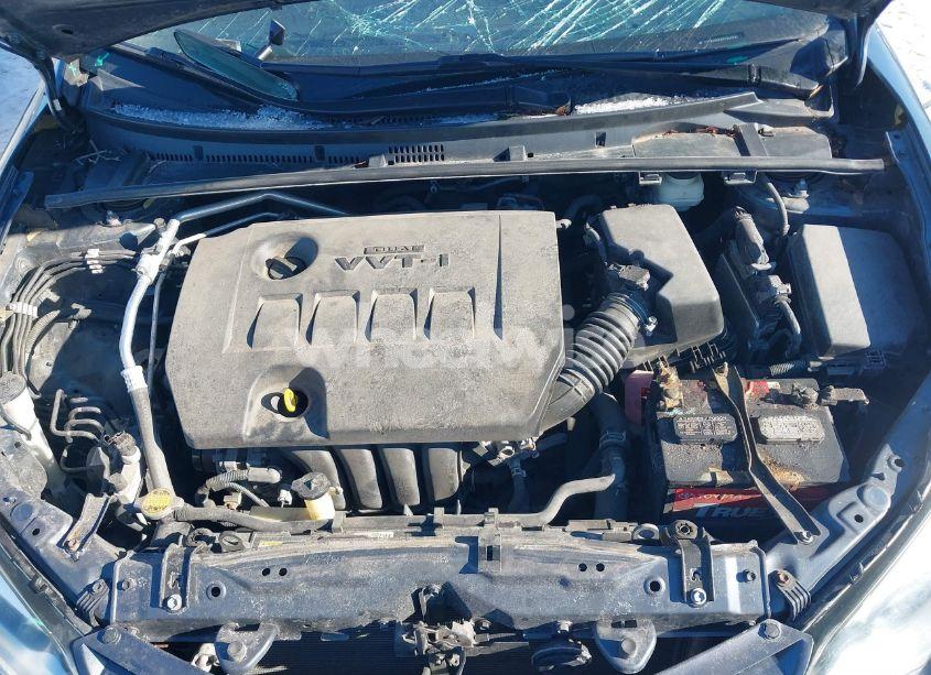 Photo 10 of 2015 Toyota Corolla LE (VIN 2T1BURHE0FC347733)