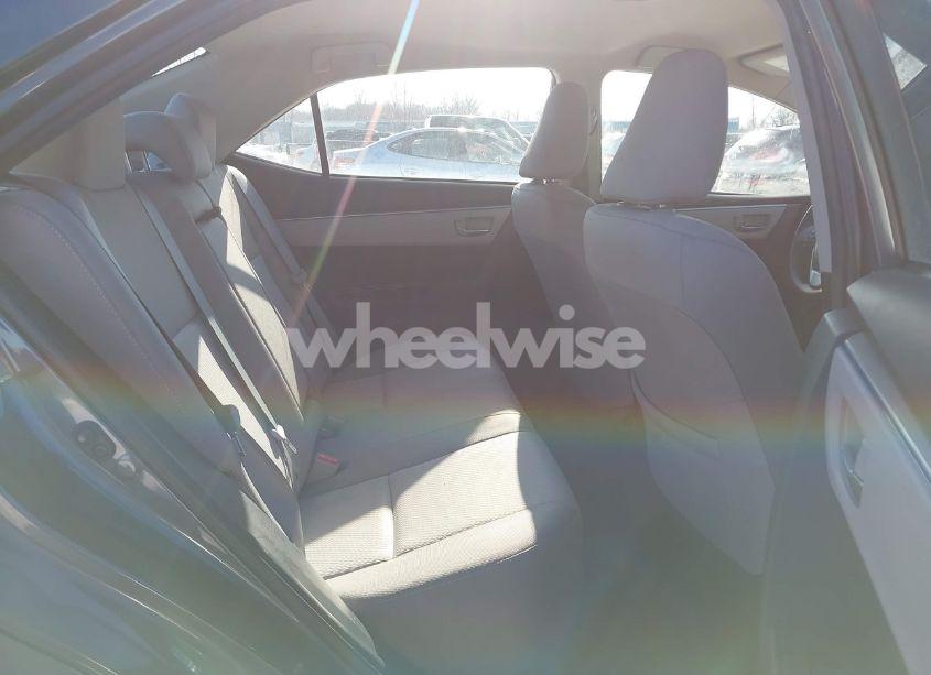 Photo 8 of 2015 Toyota Corolla LE (VIN 2T1BURHE0FC347733)