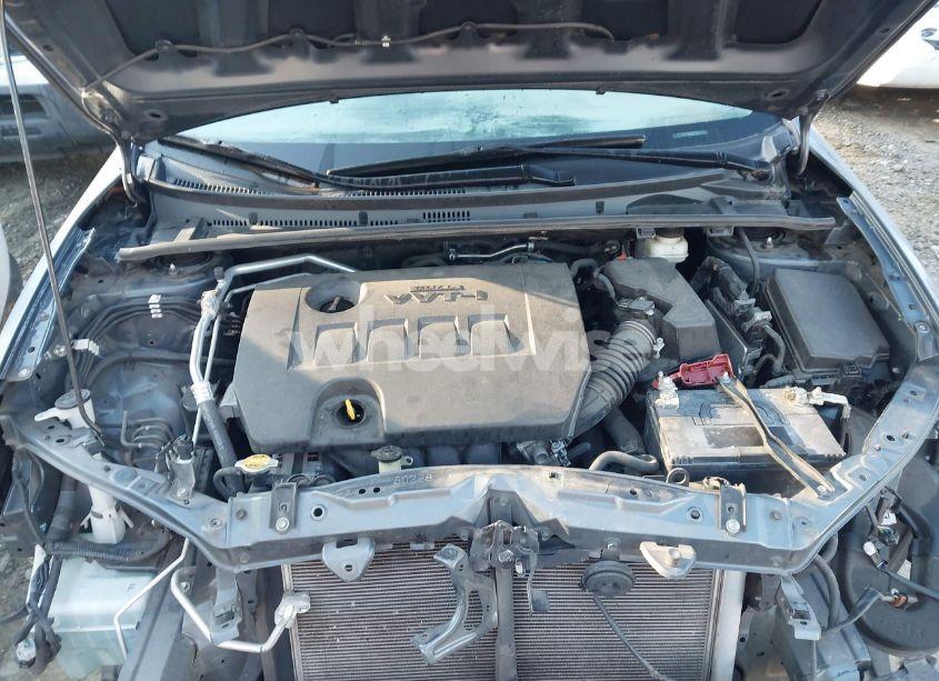 Photo 10 of 2015 Toyota Corolla LE (VIN 2T1BURHE0FC349580)