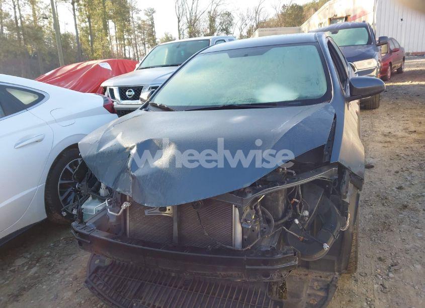 Photo 12 of 2015 Toyota Corolla LE (VIN 2T1BURHE0FC349580)