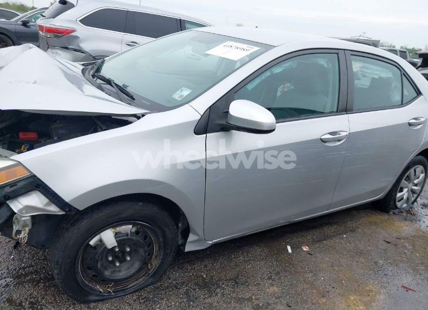 Photo 14 of 2015 Toyota Corolla LE (VIN 2T1BURHE0FC364306)
