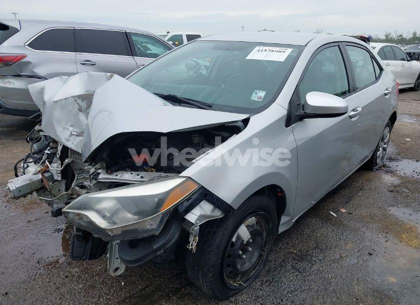 Photo 2 of 2015 Toyota Corolla LE (VIN 2T1BURHE0FC364306)