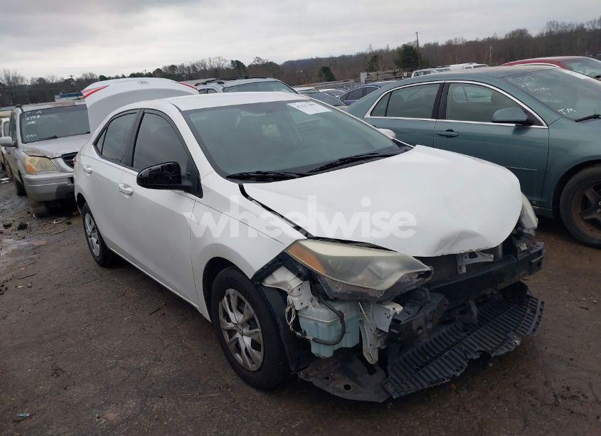 2015 Toyota Corolla L (VIN 2T1BURHE0FC374480) main photo