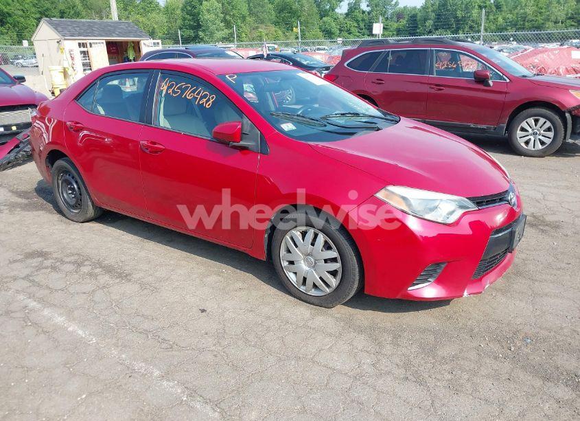 2015 Toyota Corolla LE (VIN 2T1BURHE0FC380277) main photo