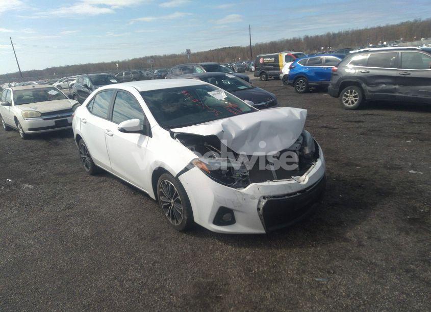 2015 Toyota Corolla S PLUS (VIN 2T1BURHE0FC384698) main photo