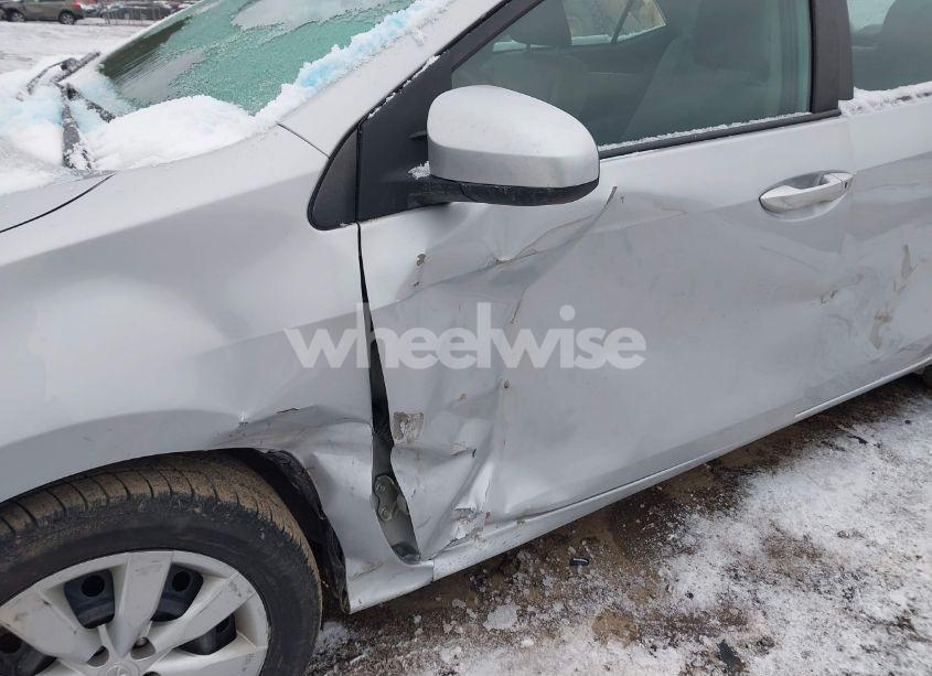 Photo 17 of 2015 Toyota Corolla LE (VIN 2T1BURHE0FC392381)