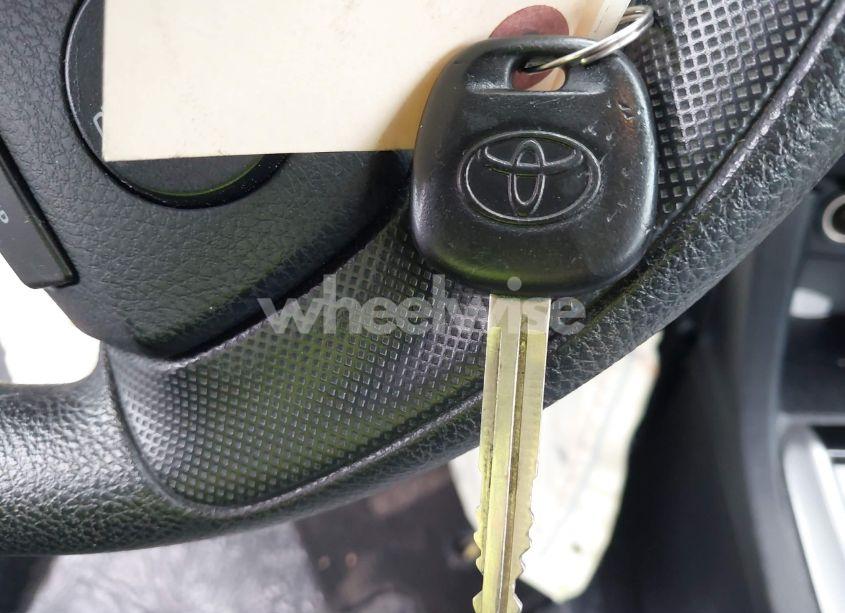 Photo 11 of 2015 Toyota Corolla L (VIN 2T1BURHE0FC411205)