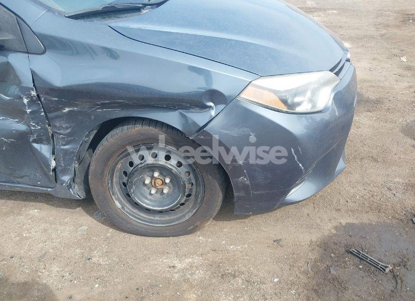 Photo 6 of 2015 Toyota Corolla LE (VIN 2T1BURHE0FC448416)