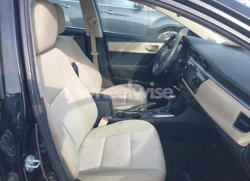 Photo 5 of 2015 Toyota Corolla LE (VIN 2T1BURHE0FC457553)