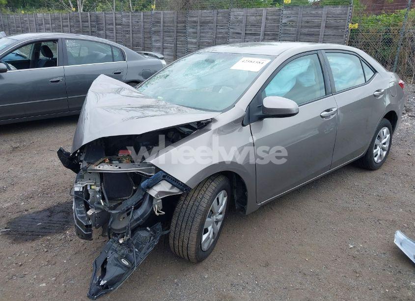 Photo 2 of 2015 Toyota Corolla LE (VIN 2T1BURHE0FC463630)