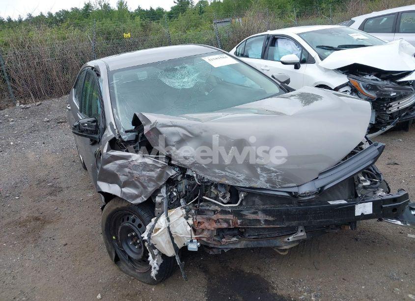 Photo 6 of 2015 Toyota Corolla LE (VIN 2T1BURHE0FC463630)