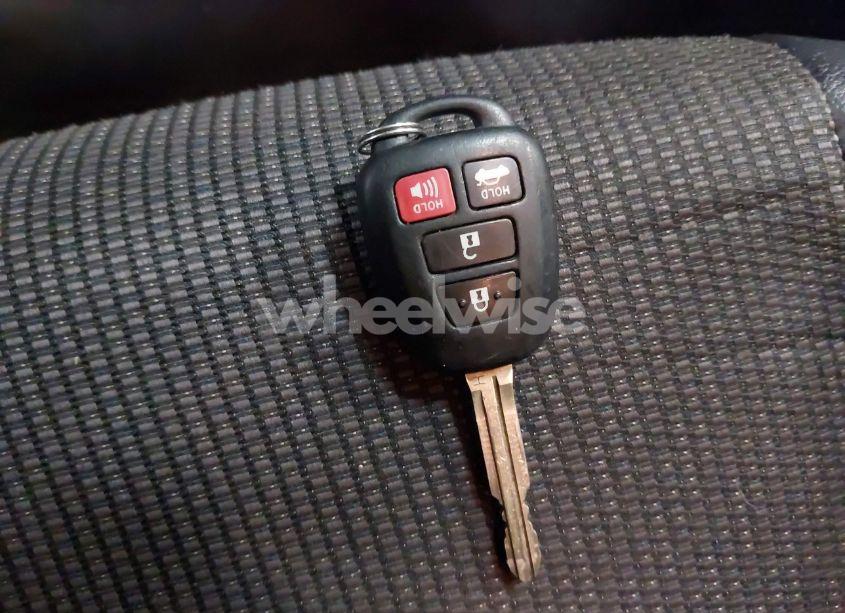 Photo 11 of 2015 Toyota Corolla S PLUS (VIN 2T1BURHE0FC466057)