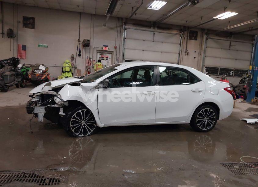 Photo 15 of 2015 Toyota Corolla S PLUS (VIN 2T1BURHE0FC466057)