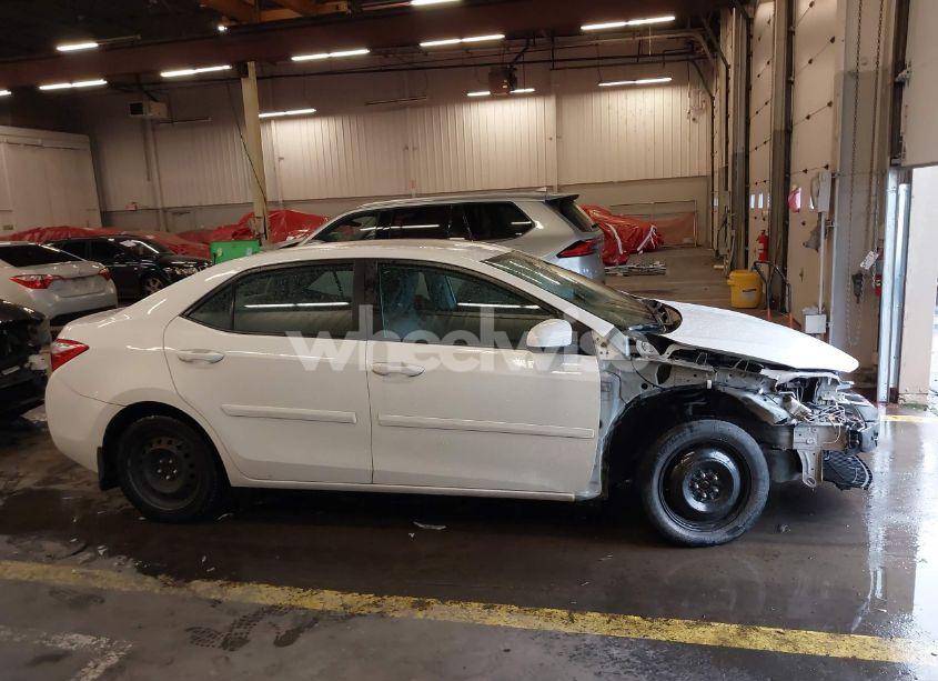 Photo 14 of 2016 Toyota Corolla LE (VIN 2T1BURHE0GC500452)