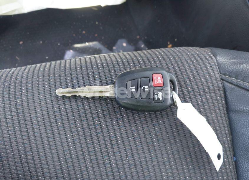 Photo 11 of 2016 Toyota Corolla L/LE/LE PLS/PRM/S/S PLS (VIN 2T1BURHE0GC527781)