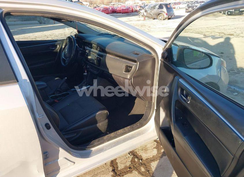 Photo 5 of 2016 Toyota Corolla S (VIN 2T1BURHE0GC533483)