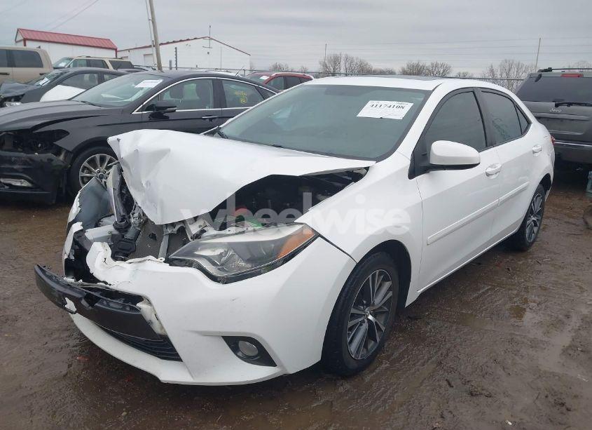 Photo 2 of 2016 Toyota Corolla LE PLUS (VIN 2T1BURHE0GC548579)