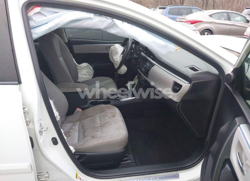 Photo 5 of 2016 Toyota Corolla LE PLUS (VIN 2T1BURHE0GC548579)