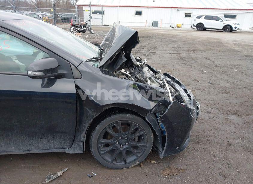 Photo 6 of 2016 Toyota Corolla S W/SPECIAL EDITION PKG (VIN 2T1BURHE0GC548582)