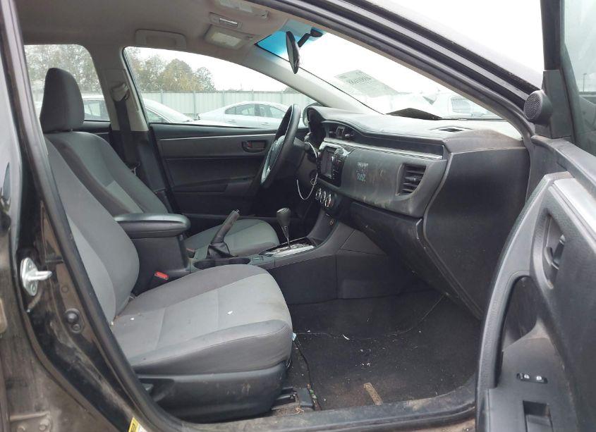 Photo 5 of 2016 Toyota Corolla L (VIN 2T1BURHE0GC569979)