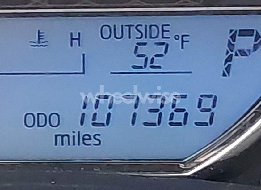 Photo 16 of 2016 Toyota Corolla LE (VIN 2T1BURHE0GC574857)