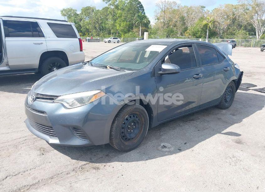 Photo 2 of 2016 Toyota Corolla LE (VIN 2T1BURHE0GC593828)