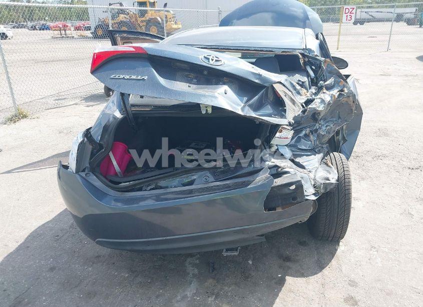 Photo 6 of 2016 Toyota Corolla LE (VIN 2T1BURHE0GC593828)