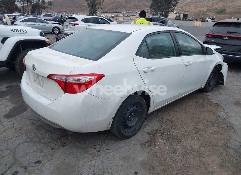 Photo 4 of 2016 Toyota Corolla LE (VIN 2T1BURHE0GC606271)